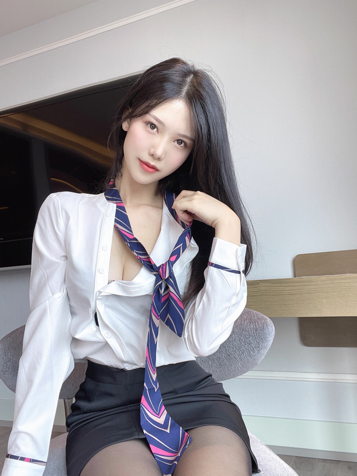 抖娘利世 - 绳缚空姐